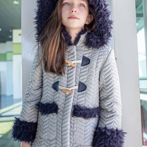Abrigo Largo Acolchado Niña Gris Capucha y Puños con Pelo by Vera-Nekenia
