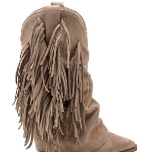 "Fringe" boots